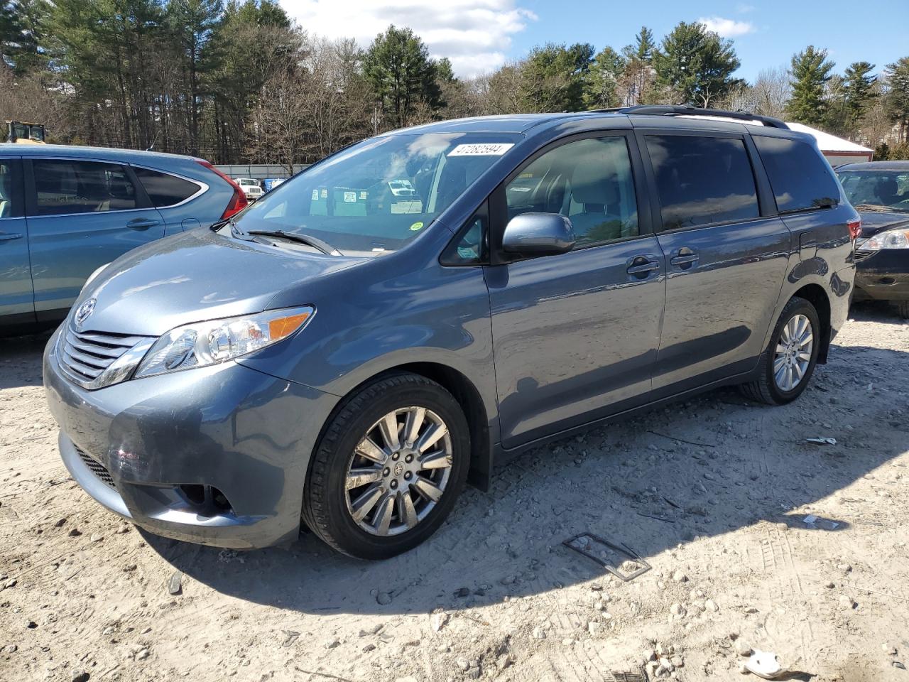 toyota sienna 2017 5tdjz3dc7hs183292