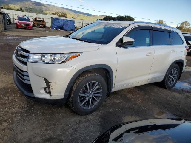 toyota highlander 2018 5tdjzrfh1js818444