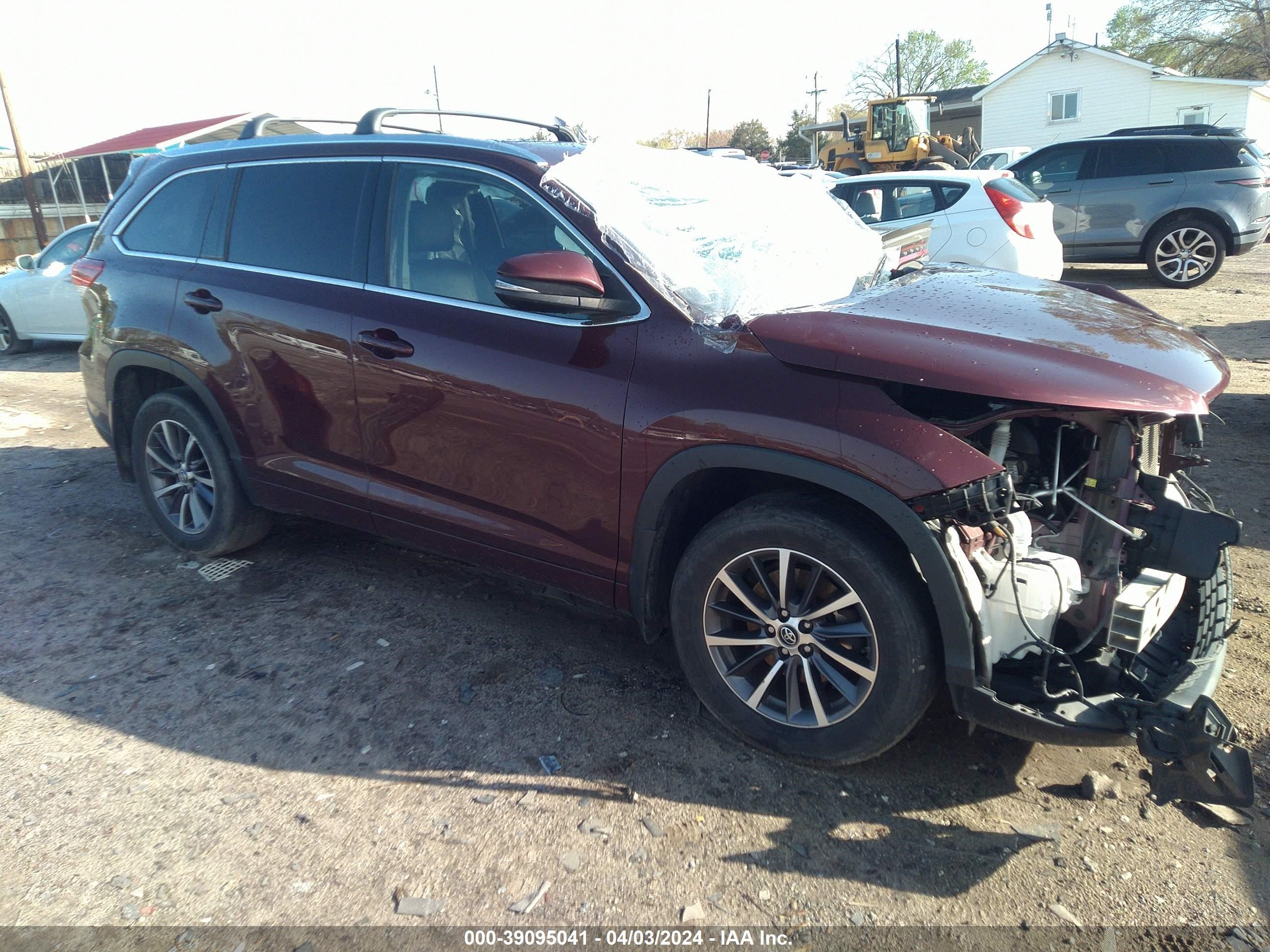 toyota highlander 2018 5tdjzrfh1js871581