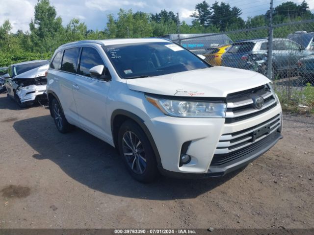 toyota highlander 2017 5tdjzrfh3hs511528