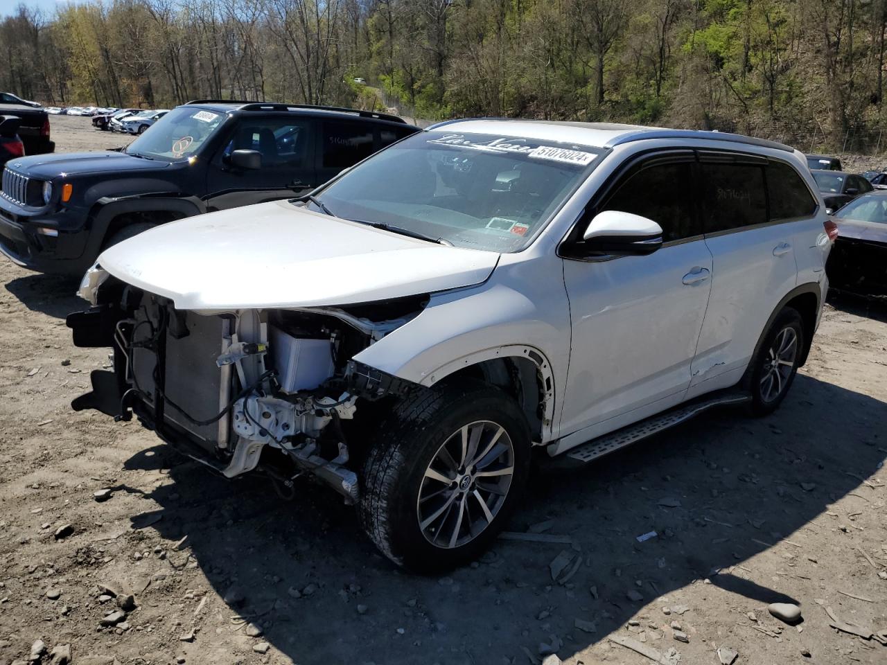 toyota highlander 2018 5tdjzrfh5js858767