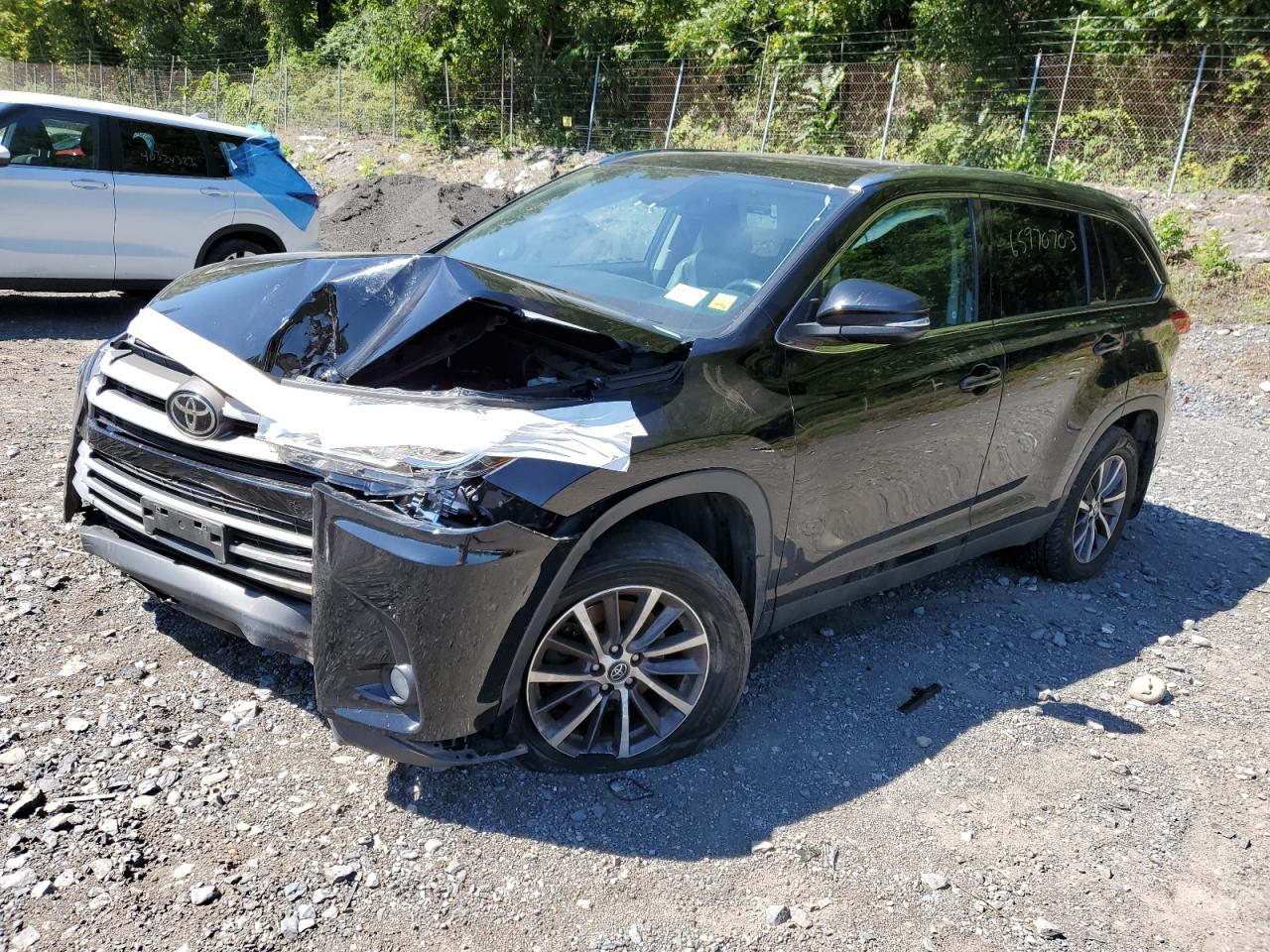 toyota highlander 2019 5tdjzrfh7ks570606