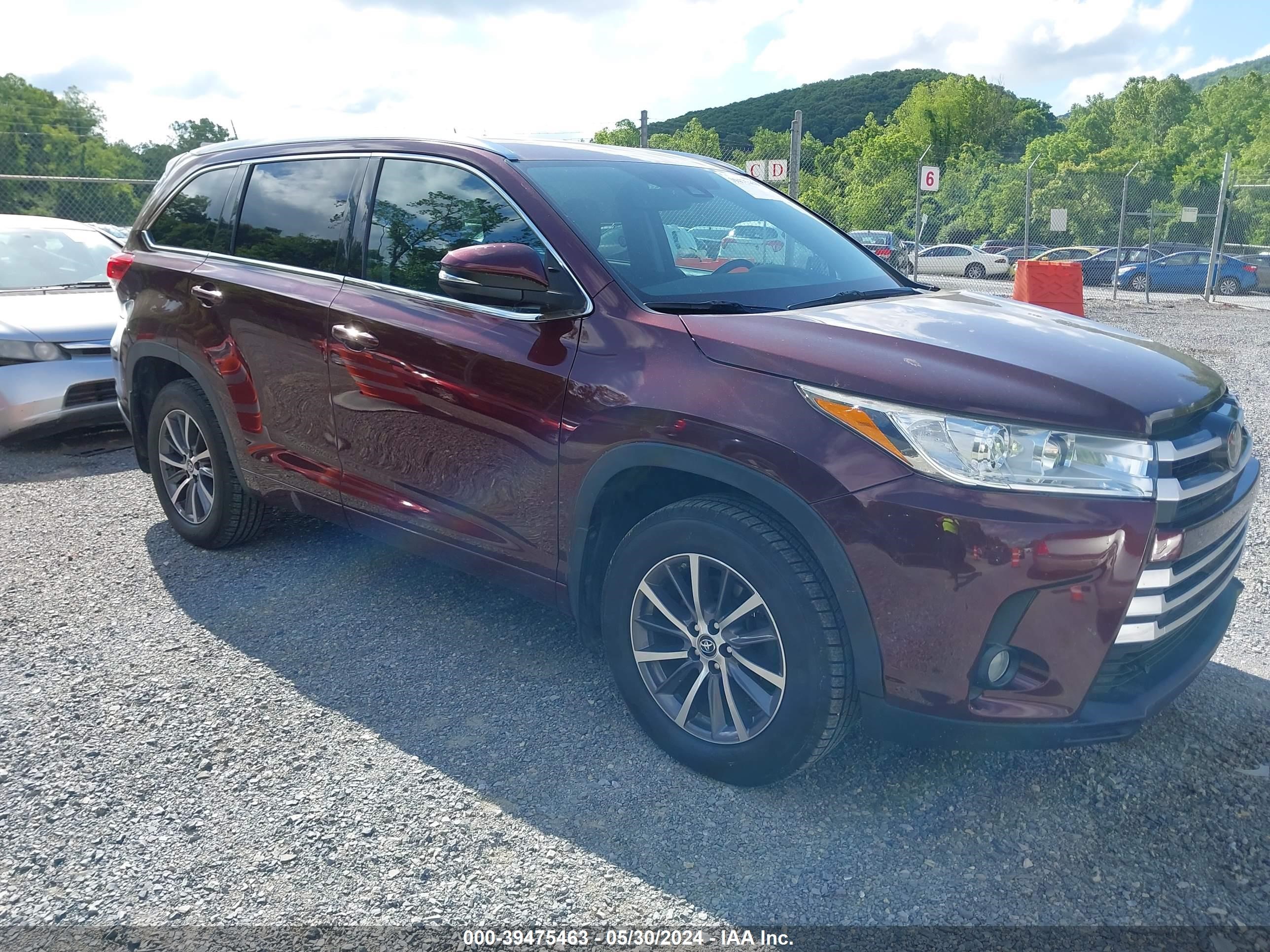 toyota highlander 2017 5tdjzrfh8hs383738