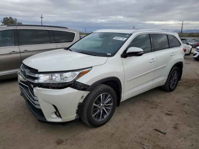 toyota highlander 2017 5tdjzrfh9hs517074