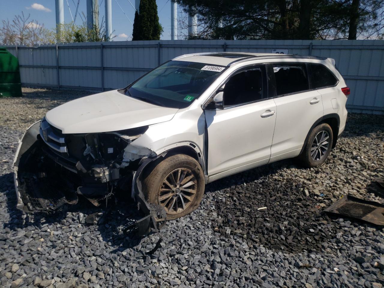 toyota highlander 2018 5tdjzrfhxjs552955