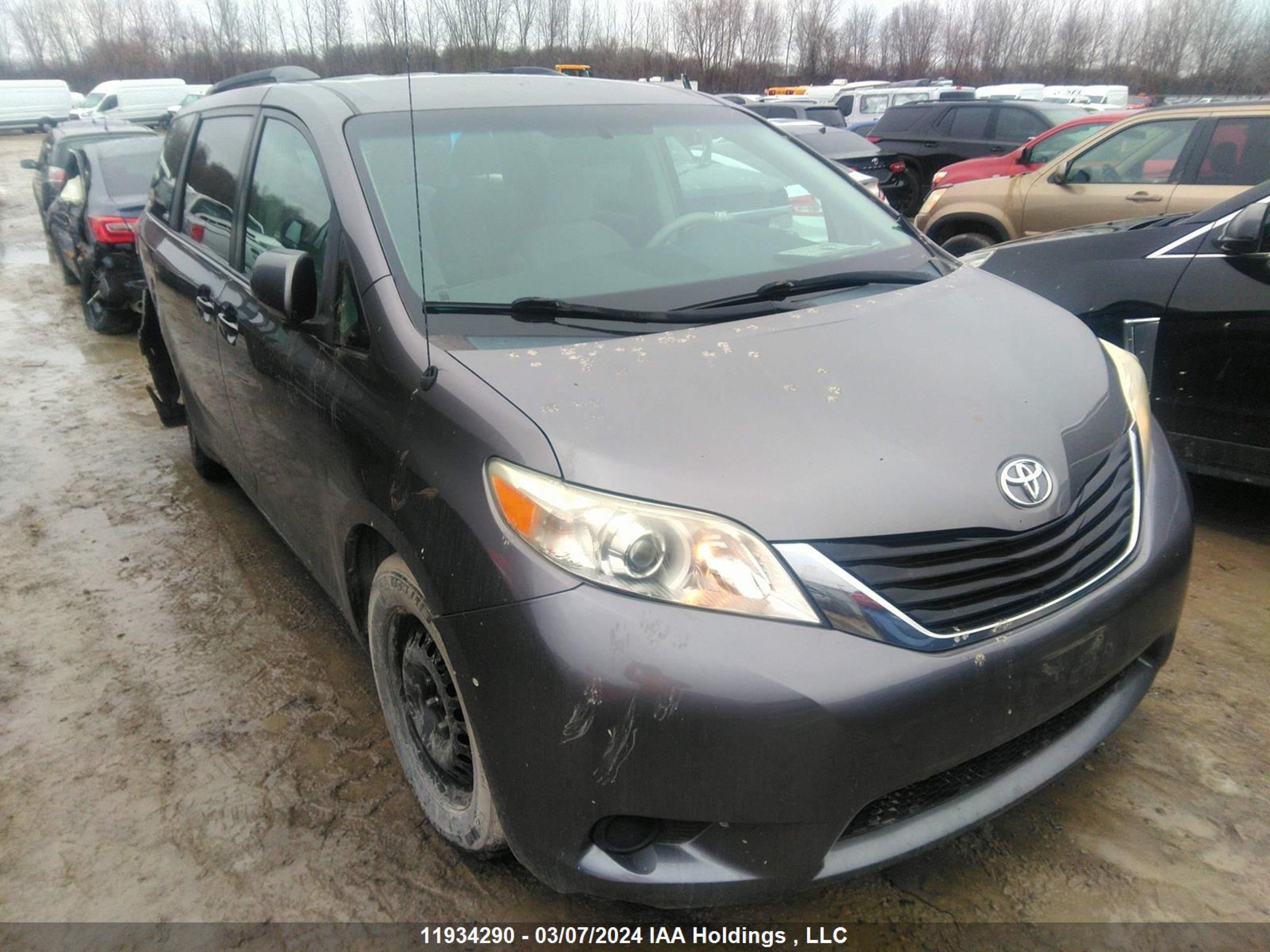 toyota sienna 2011 5tdka3dc5bs002533