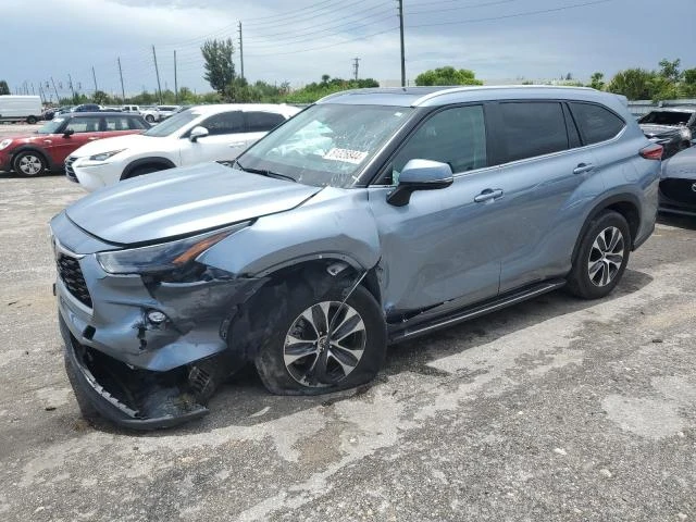 toyota highlander 2023 5tdkdrah9ps009437