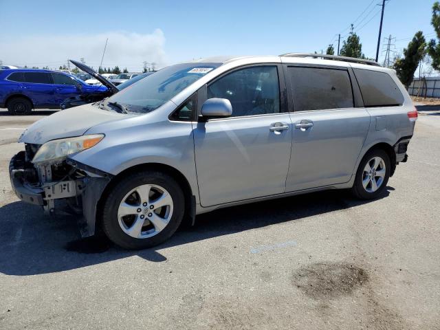 toyota sienna le 2013 5tdkk3dc0ds369890