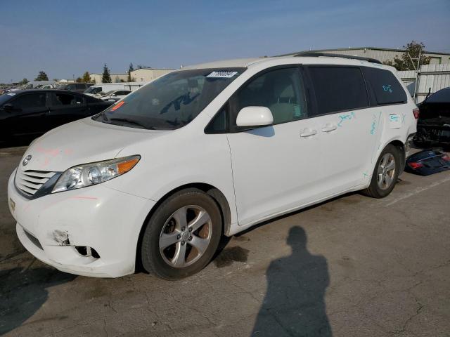 toyota sienna le 2015 5tdkk3dc0fs678844