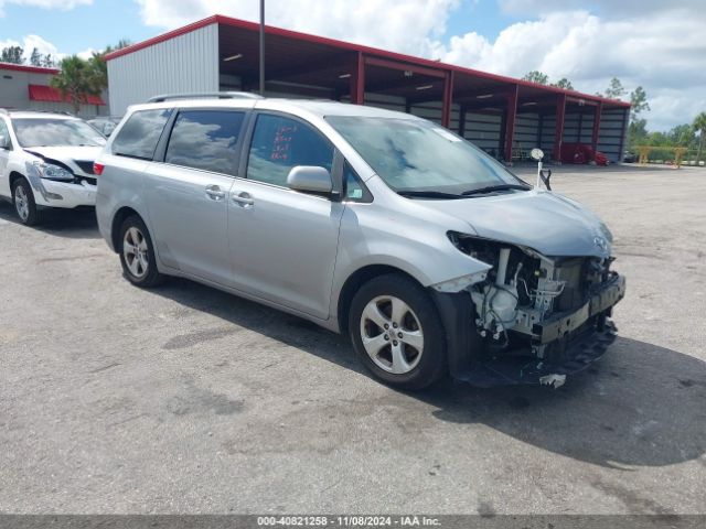 toyota sienna 2016 5tdkk3dc0gs695256