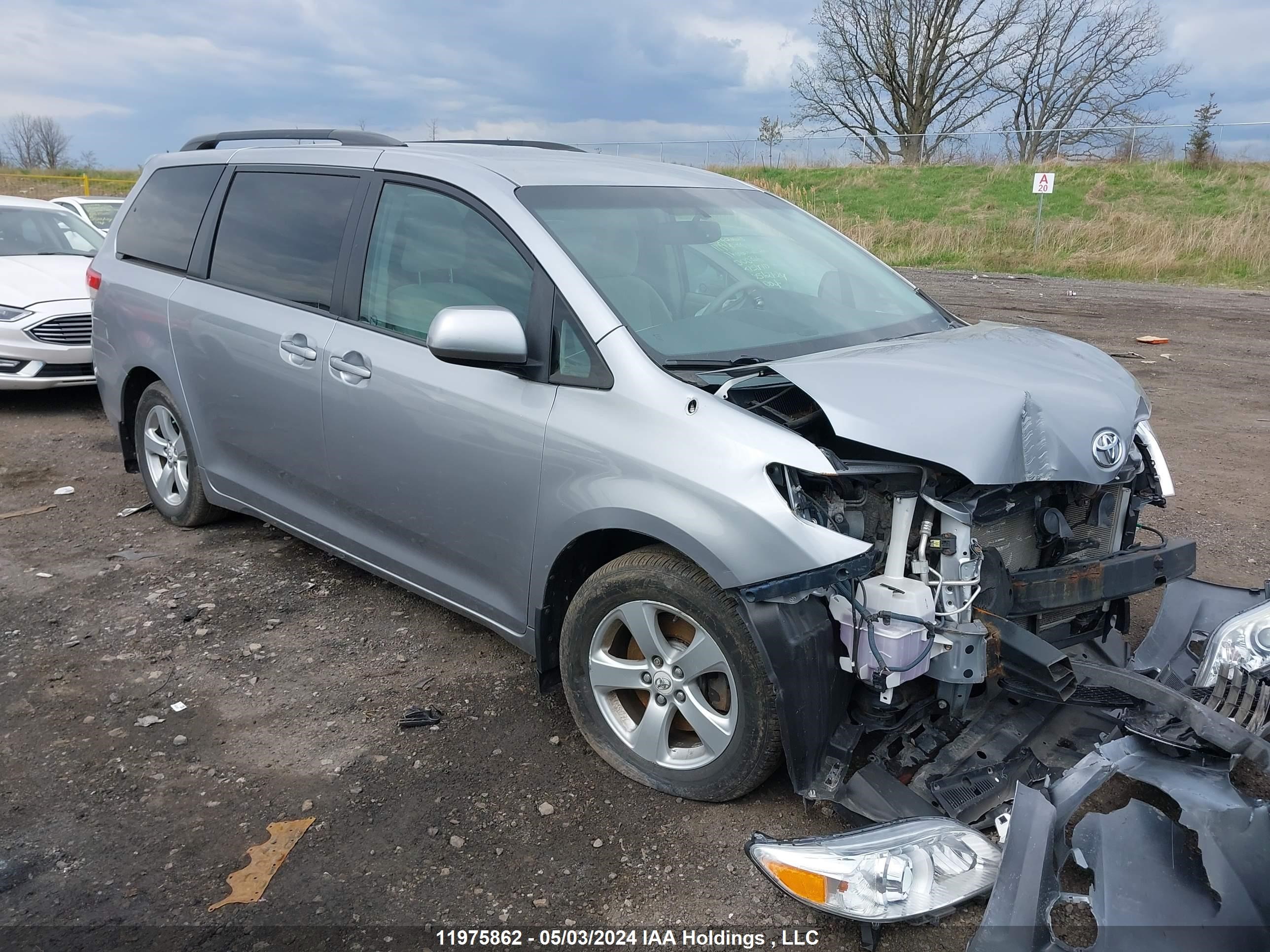 toyota sienna 2012 5tdkk3dc1cs260630