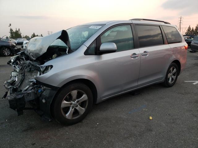 toyota sienna le 2015 5tdkk3dc1fs577893