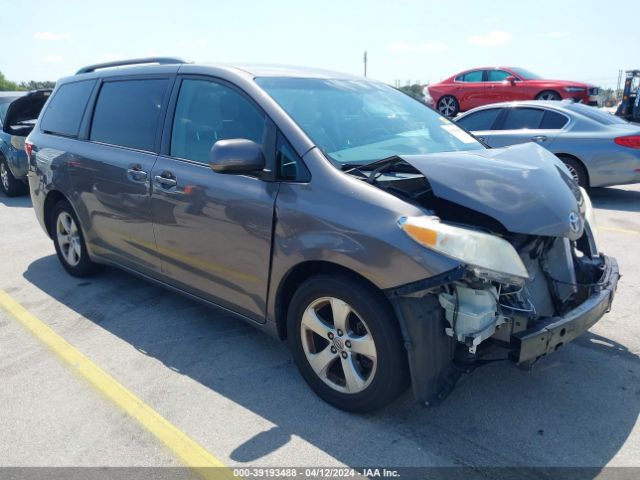 toyota sienna 2015 5tdkk3dc1fs597173