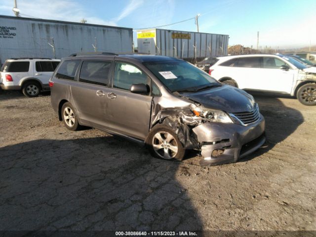 toyota sienna 2015 5tdkk3dc1fs600833