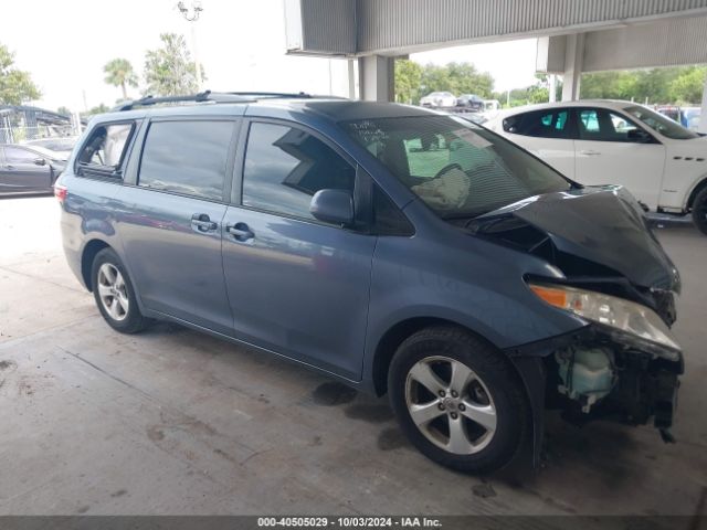 toyota sienna 2016 5tdkk3dc1gs736509