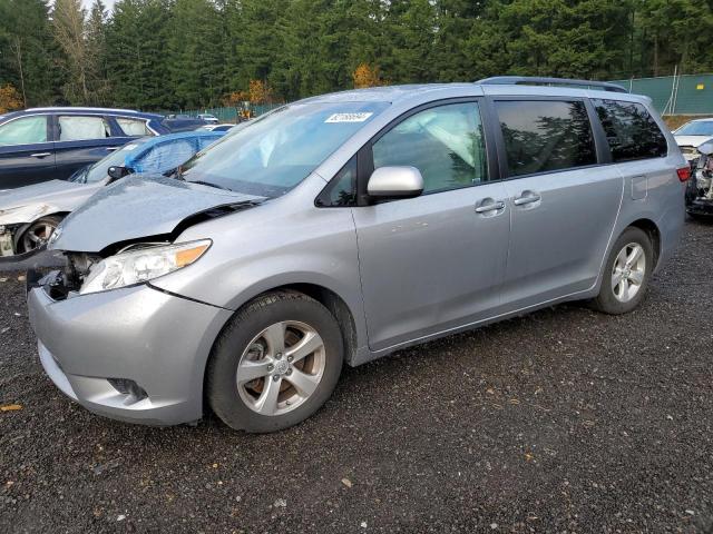 toyota sienna le 2016 5tdkk3dc1gs756243