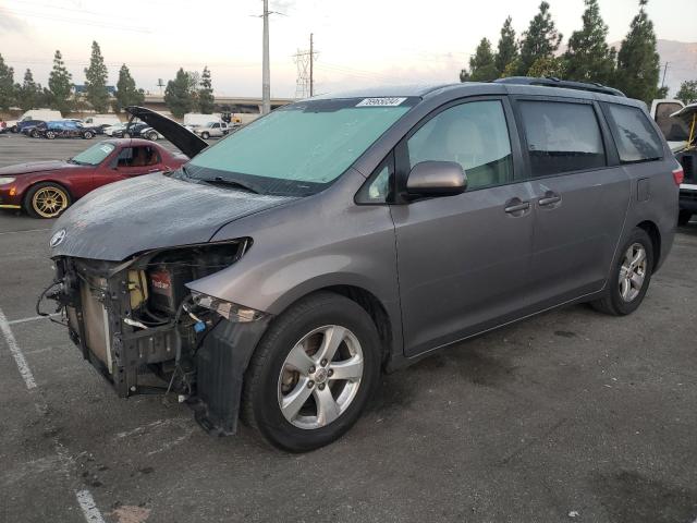 toyota sienna le 2015 5tdkk3dc2fs534440