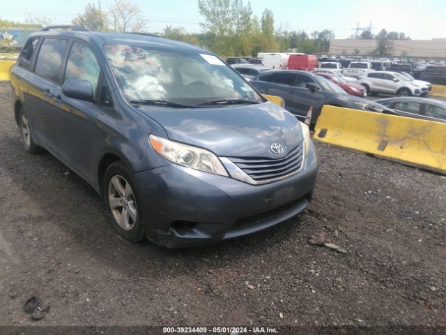 toyota sienna 2016 5tdkk3dc2gs720979