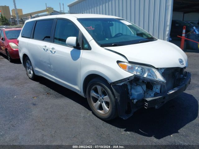 toyota sienna 2016 5tdkk3dc2gs744103