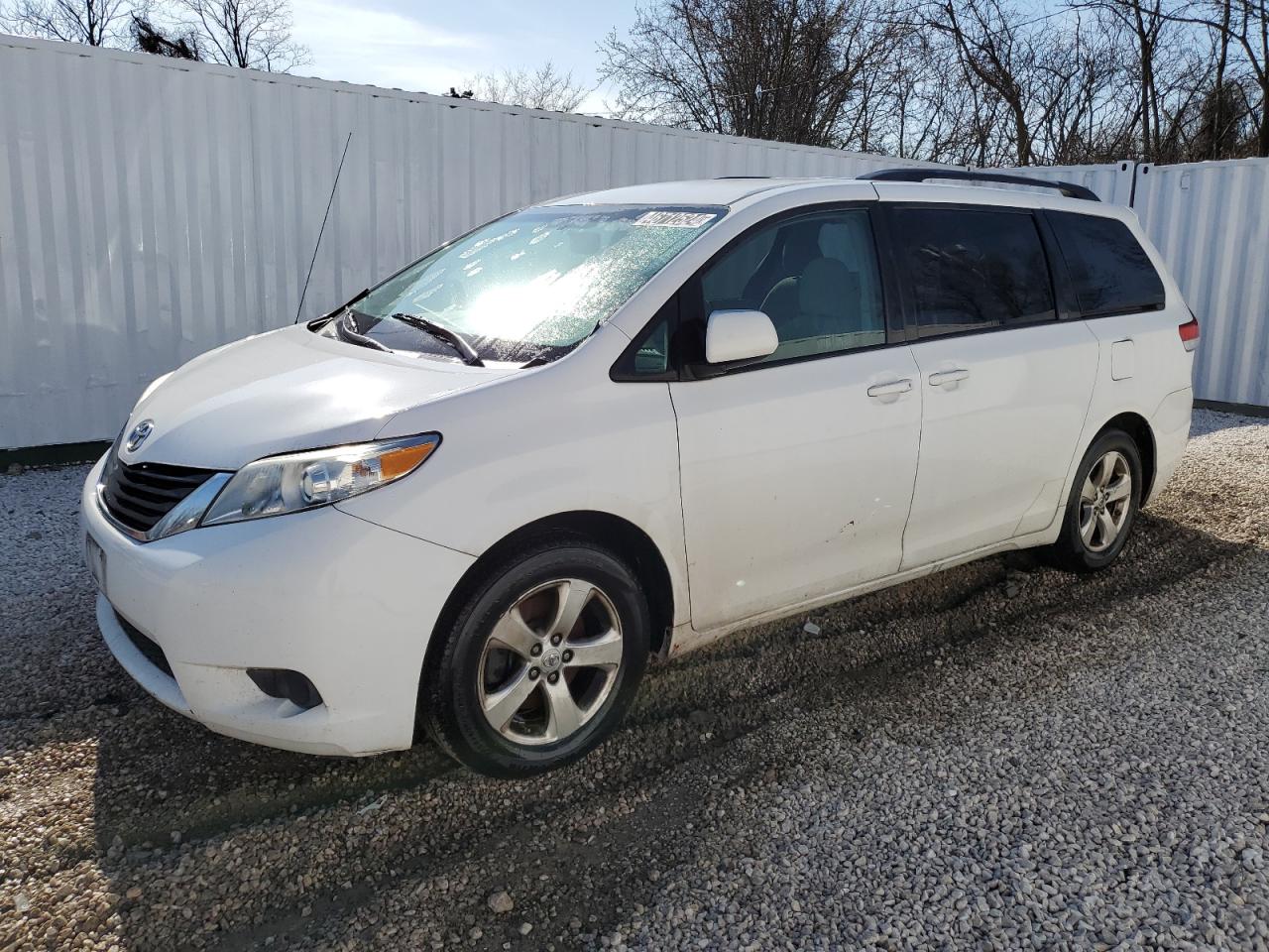 toyota sienna 2014 5tdkk3dc3es431056