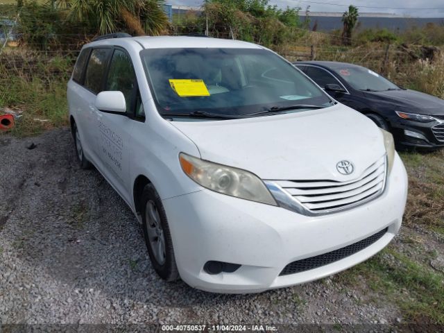 toyota sienna 2015 5tdkk3dc3fs563235