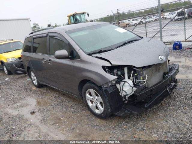 toyota sienna 2016 5tdkk3dc3gs714155