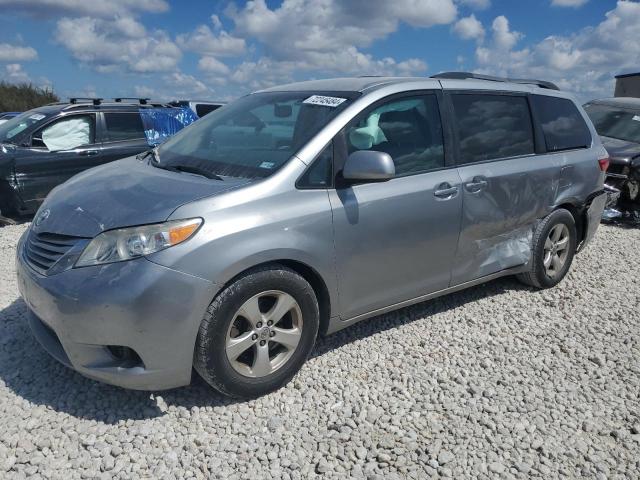 toyota sienna le 2015 5tdkk3dc4fs602222