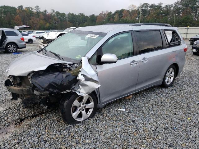 toyota sienna le 2016 5tdkk3dc4gs733197