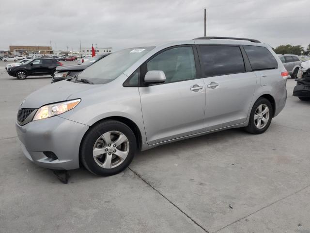 toyota sienna le 2011 5tdkk3dc5bs077925