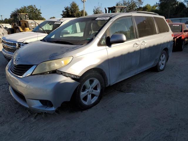 toyota sienna le 2011 5tdkk3dc5bs130588