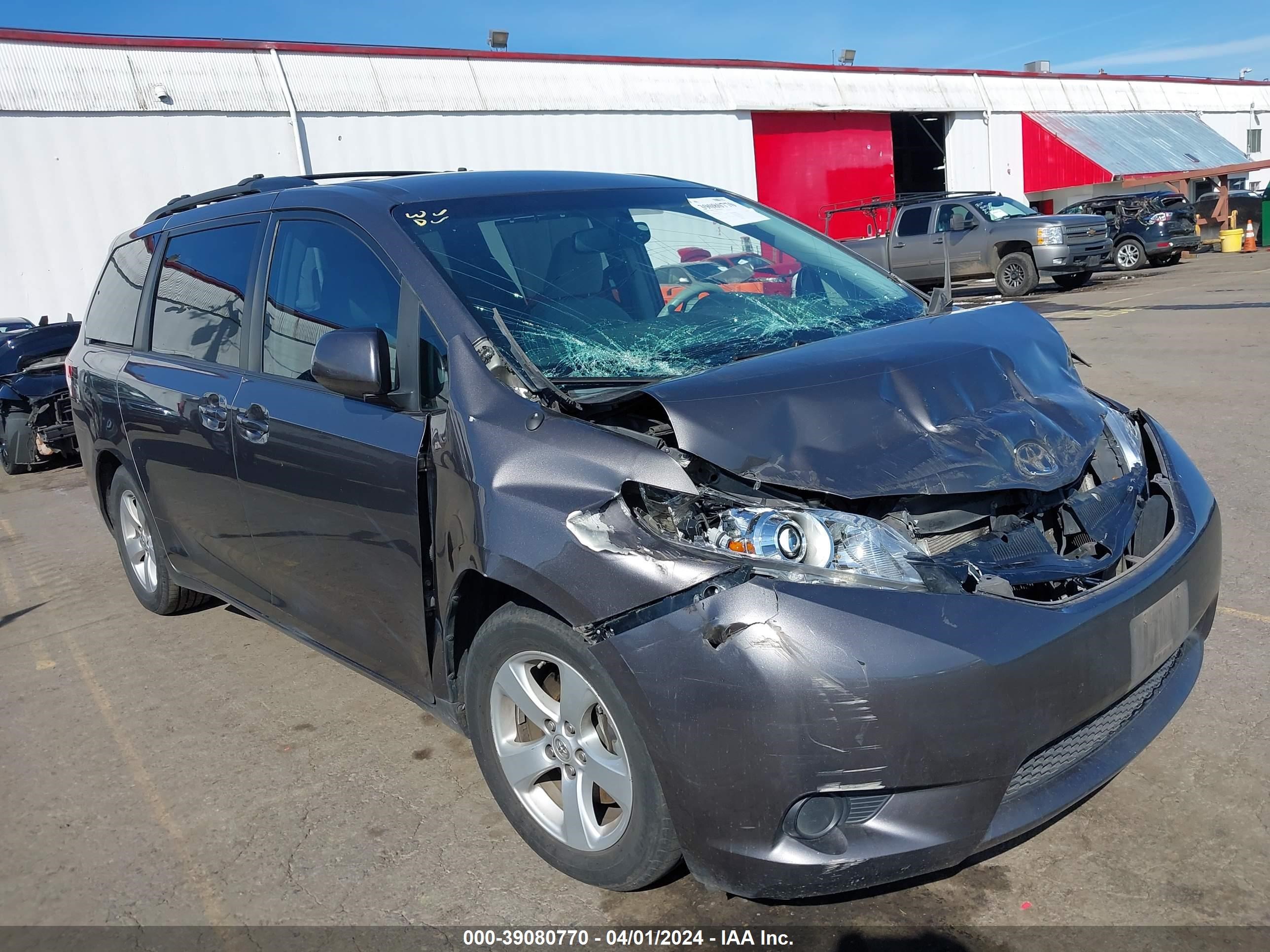 toyota sienna 2013 5tdkk3dc5ds342538