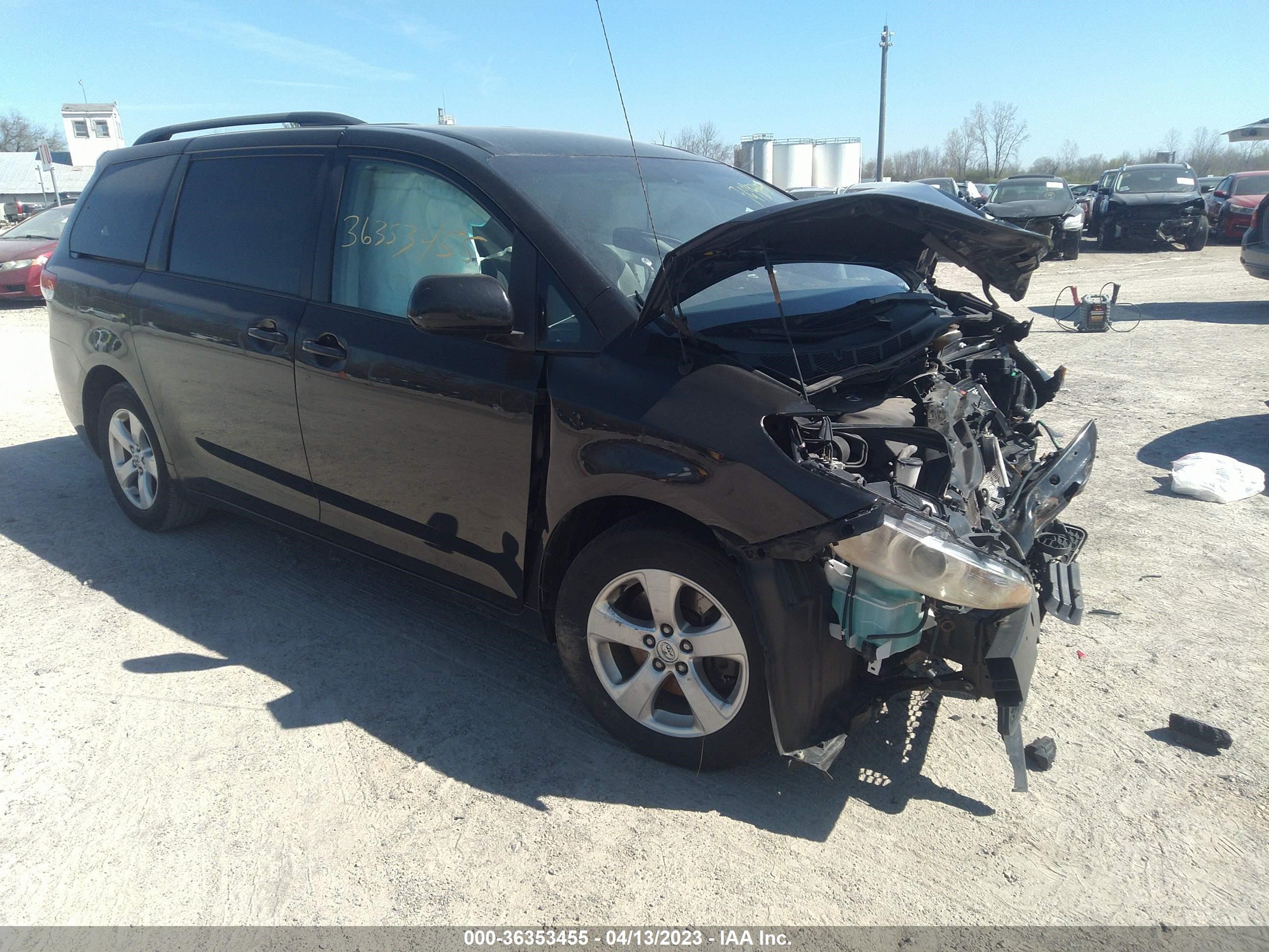 toyota sienna 2014 5tdkk3dc5es479139