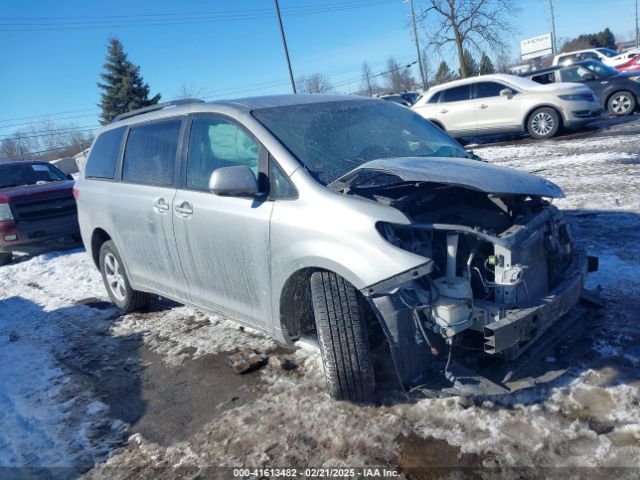 toyota sienna 2015 5tdkk3dc5fs564953