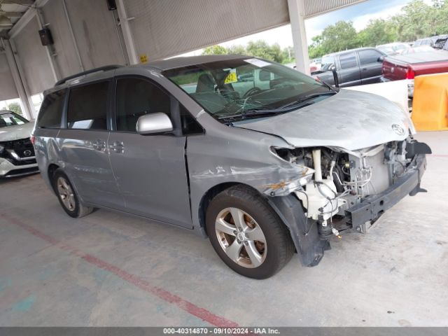 toyota sienna 2015 5tdkk3dc5fs591151