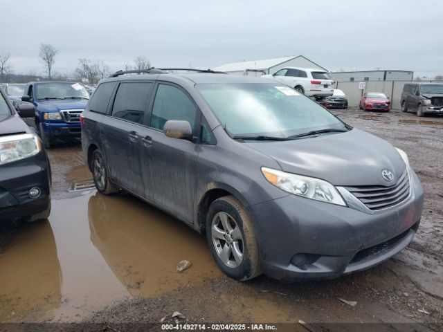 toyota sienna 2016 5tdkk3dc5gs713069