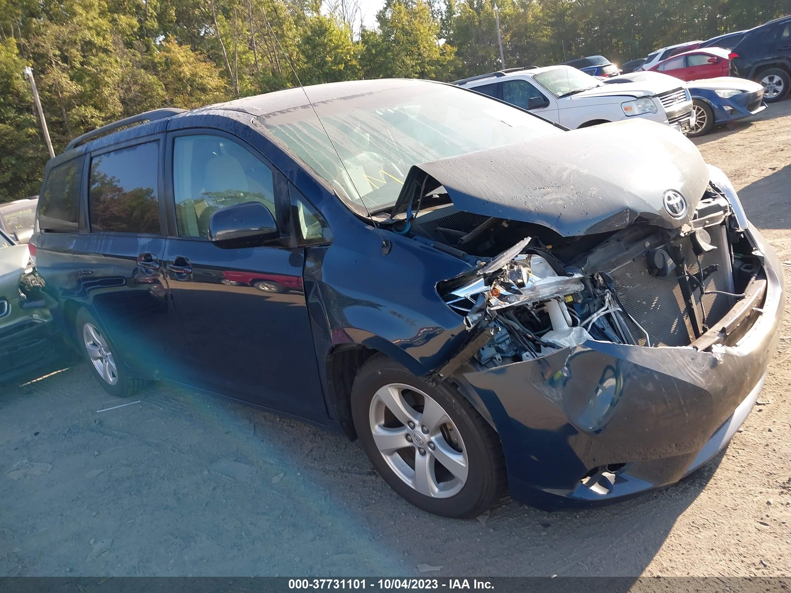 toyota sienna 2011 5tdkk3dc6bs004188