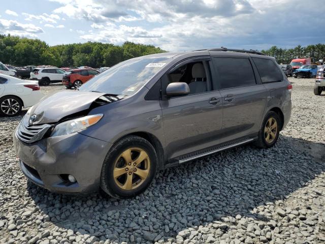 toyota sienna le 2013 5tdkk3dc6ds332990