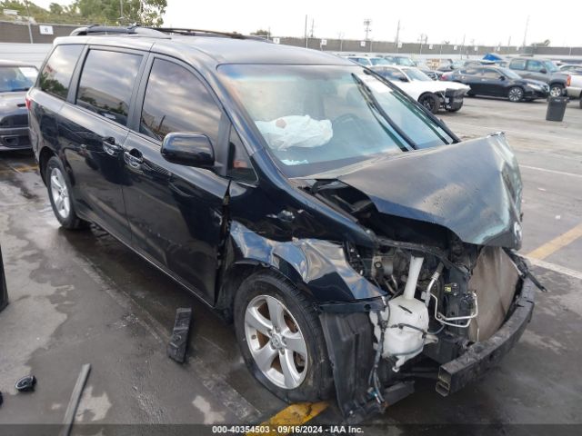 toyota sienna 2015 5tdkk3dc6fs584435