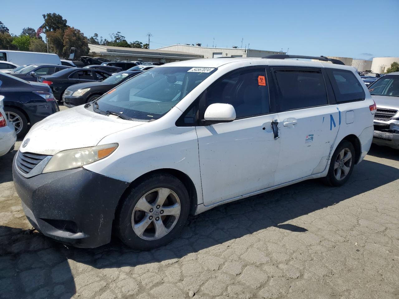 toyota sienna 2011 5tdkk3dc7bs142659