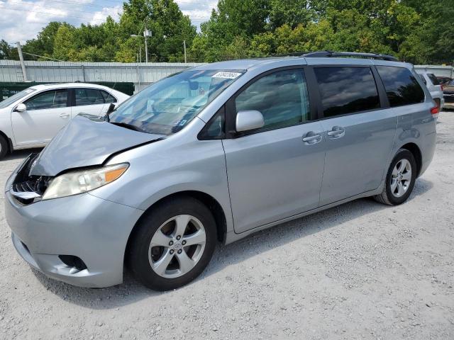 toyota sienna le 2011 5tdkk3dc8bs104552