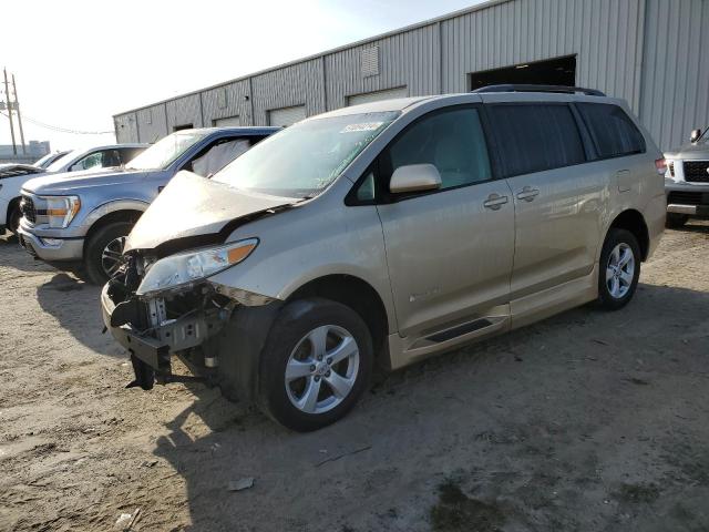 toyota sienna le 2013 5tdkk3dc8ds299359