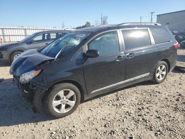 toyota sienna le 2016 5tdkk3dc8gs698261