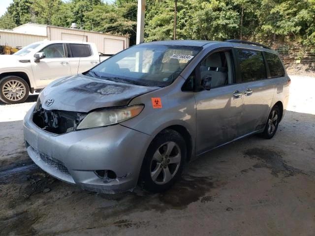 toyota sienna le 2011 5tdkk3dc9bs084313