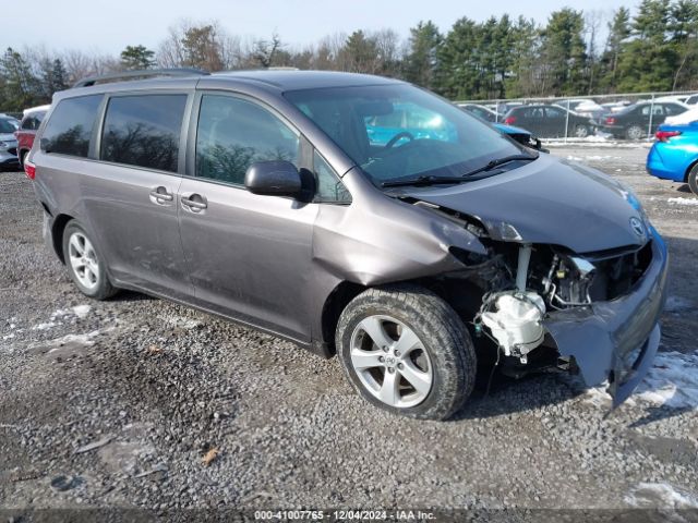 toyota sienna 2015 5tdkk3dc9fs670189