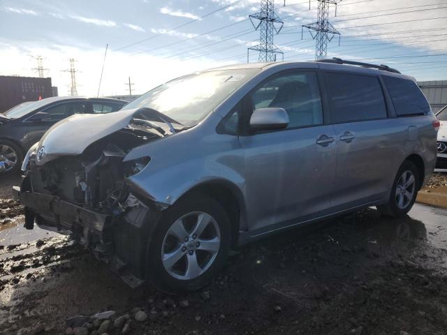 toyota sienna le 2013 5tdkk3dcxds293241