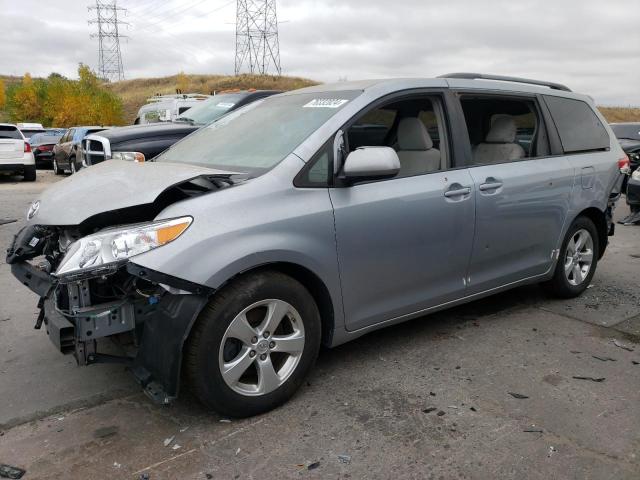 toyota sienna le 2014 5tdkk3dcxes416439