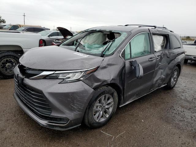 toyota sienna le 2022 5tdkrkec0ns095273