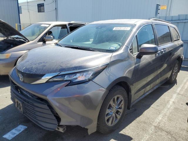 toyota sienna le 2023 5tdkrkec0ps145298