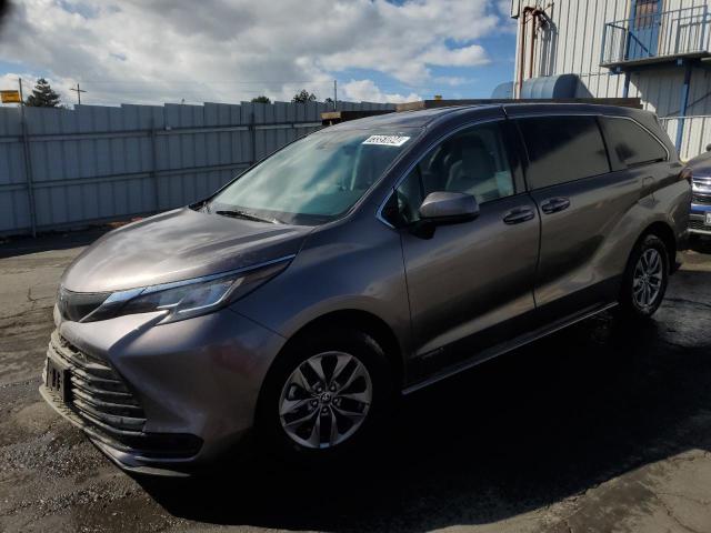 toyota sienna le 2021 5tdkrkec3ms068521