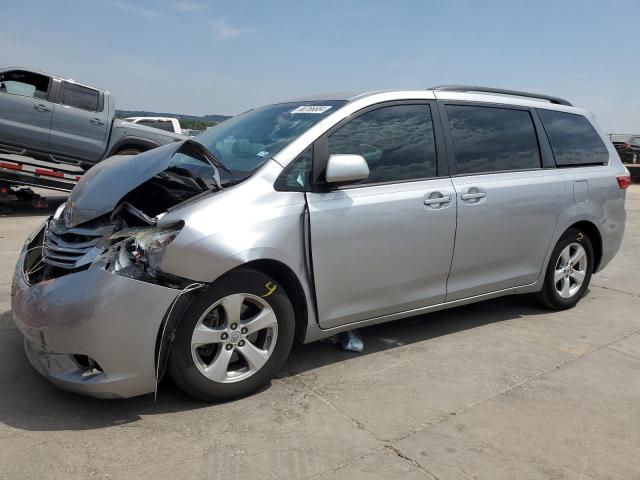 toyota sienna le 2017 5tdkz3dc0hs783611